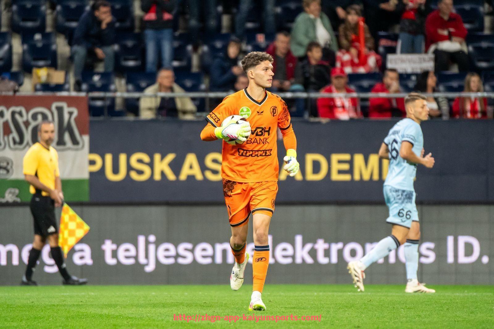 开云体育app下载-英超踢球最“脏”的球员排行榜及争议事件