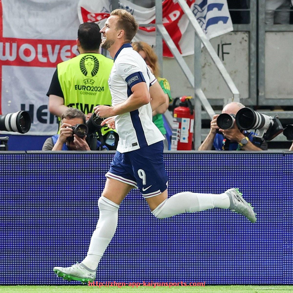 开云体育app下载-多特蒙德被认为是德甲最佳球队的原因